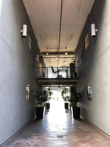420 S San Pedro 306, Los Angeles, CA 90013