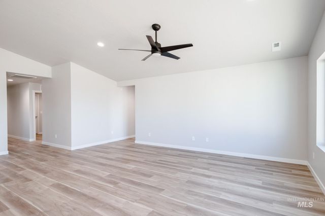 1703 N Birch St, Jerome, ID 83338