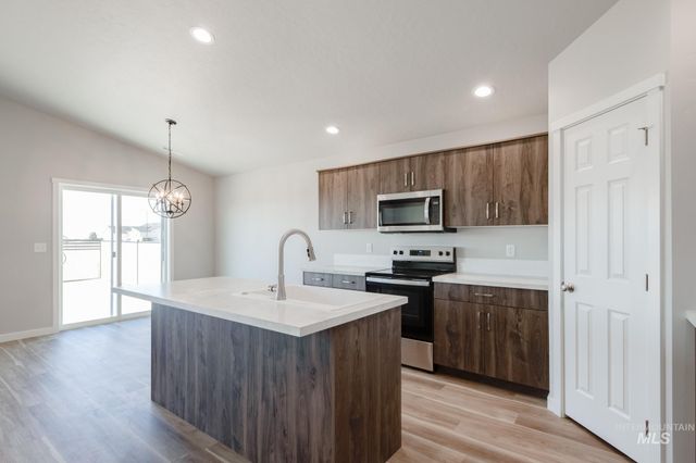 1703 N Birch St, Jerome, ID 83338