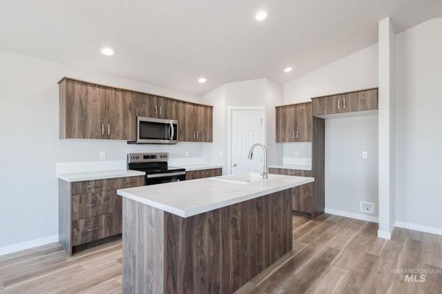 1703 N Birch St, Jerome, ID 83338