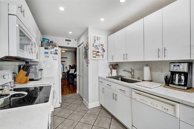 1201 S Ocean Dr 609S, Hollywood, FL 33019