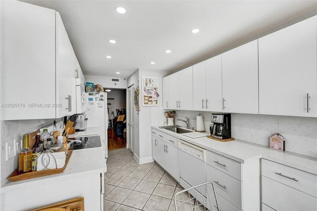 1201 S Ocean Dr 609S, Hollywood, FL 33019