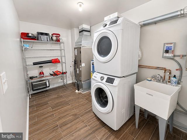 8107 JORDAN PARK BLVD, District Heights, MD 20747