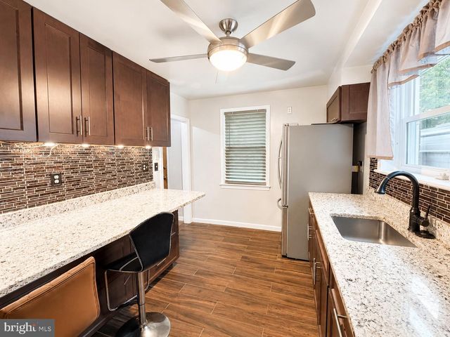 8107 JORDAN PARK BLVD, District Heights, MD 20747