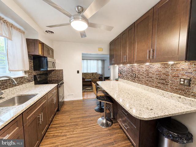 8107 JORDAN PARK BLVD, District Heights, MD 20747