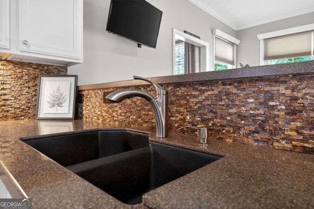 3690 Blackgold Drive, Buford, GA 30519