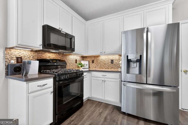 3690 Blackgold Drive, Buford, GA 30519