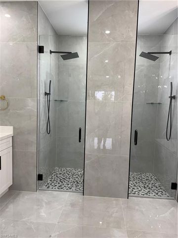 985 Gleason ST, Lehigh Acres, FL 33974