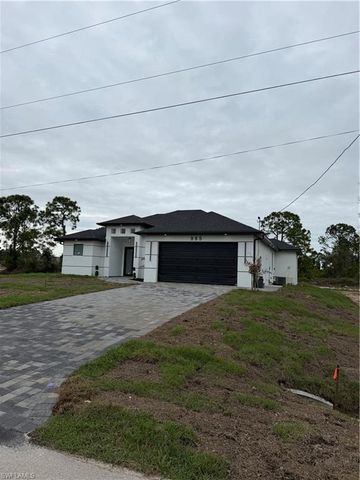 985 Gleason ST, Lehigh Acres, FL 33974
