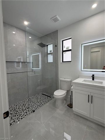 985 Gleason ST, Lehigh Acres, FL 33974