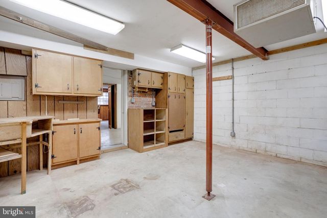 9018 HAMILTON DR, Fairfax, VA 22031