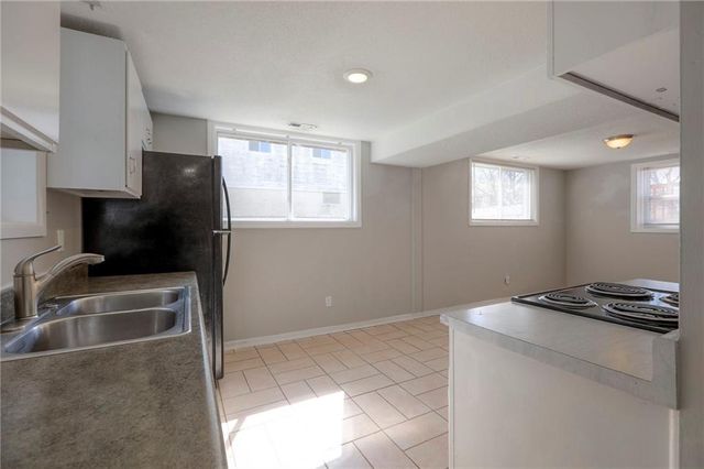 1715 Viking Drive, Independence, MO 64058