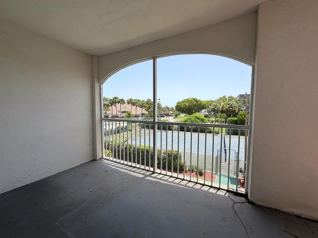 815 W Boynton Beach Boulevard 12-203, Boynton Beach, FL 33426
