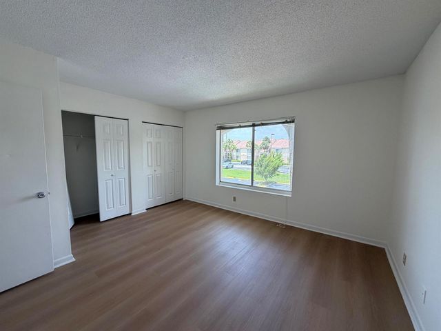 815 W Boynton Beach Boulevard 12-203, Boynton Beach, FL 33426