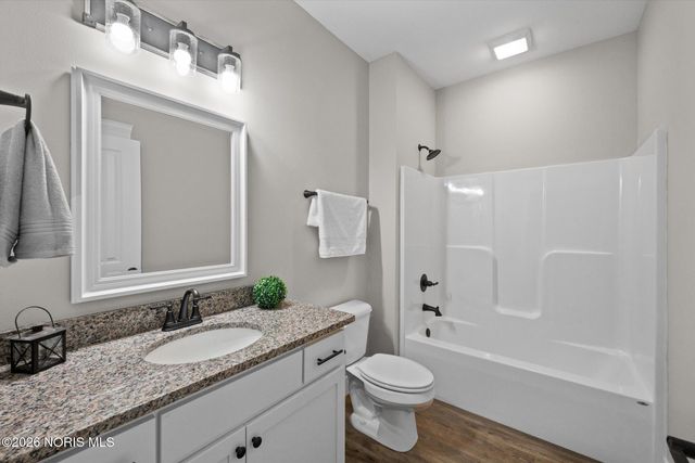 3095 E Plaza Boulevard, Northwood, OH 43619