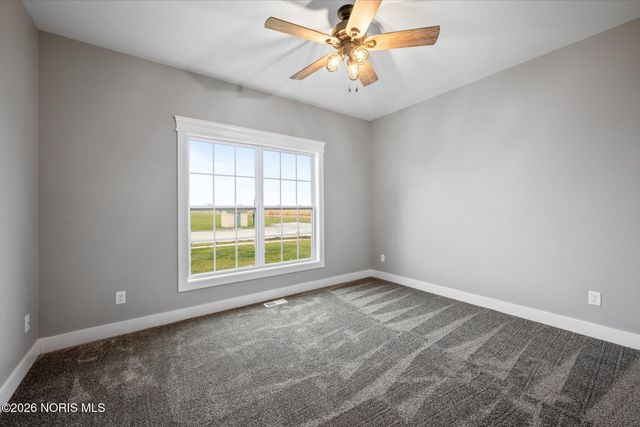 3095 E Plaza Boulevard, Northwood, OH 43619