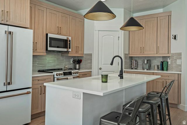 16096 S TRUSS DR, Bluffdale, UT 84065