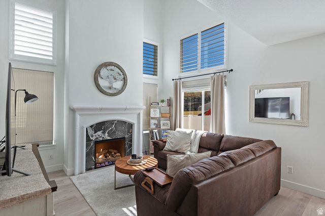 16096 S TRUSS DR, Bluffdale, UT 84065