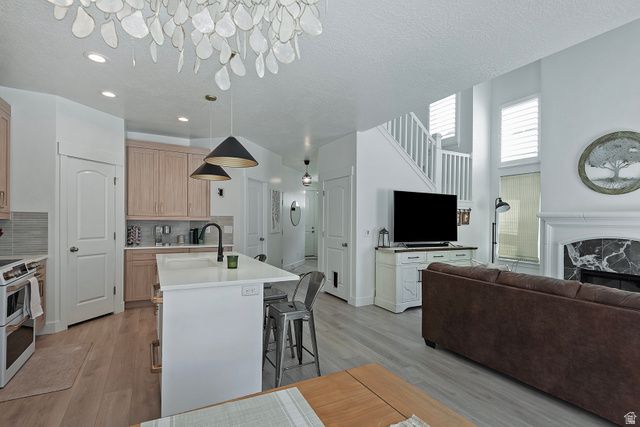 16096 S TRUSS DR, Bluffdale, UT 84065