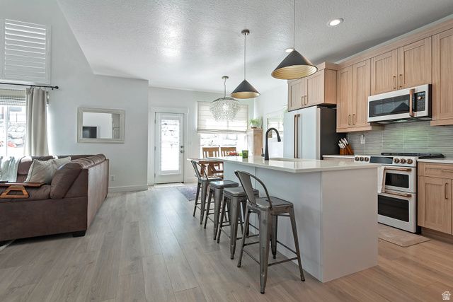 16096 S TRUSS DR, Bluffdale, UT 84065