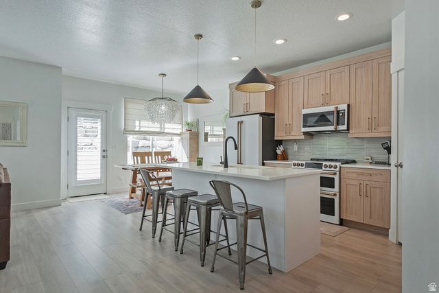 16096 S TRUSS DR, Bluffdale, UT 84065