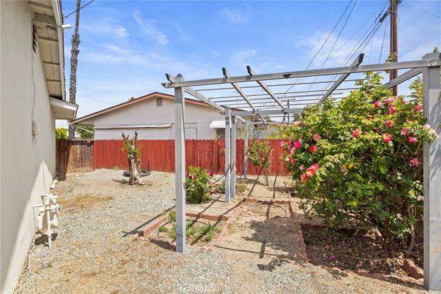 621 Palmer Street, Hemet, CA 92543
