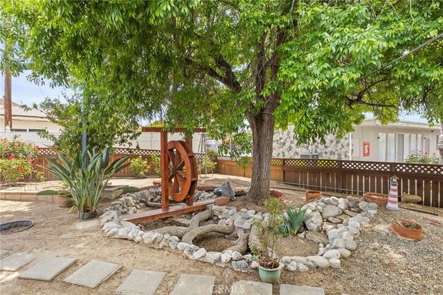 621 Palmer Street, Hemet, CA 92543