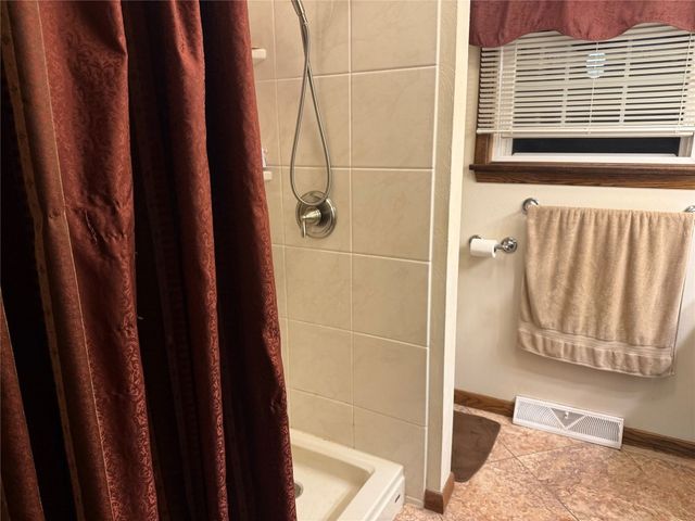 3553 ALAMEDA Drive, Fairview, PA 16415