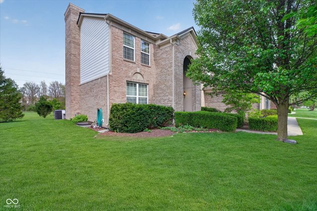 9326 Windrift Way, Zionsville, IN 46077