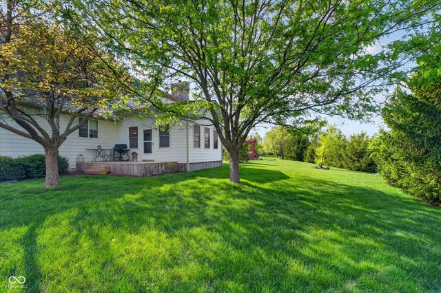 9326 Windrift Way, Zionsville, IN 46077