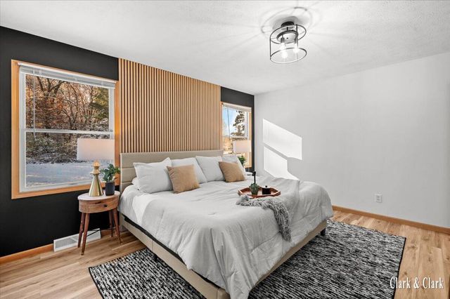 992 N Washington Street, Lowell, MI 49331