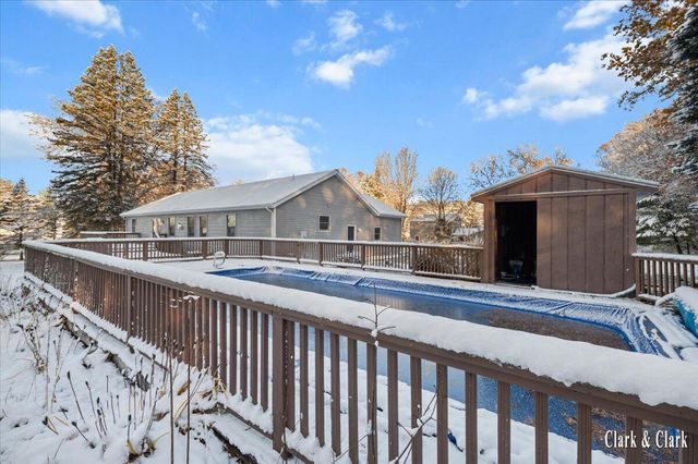 992 N Washington Street, Lowell, MI 49331