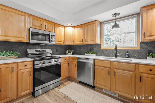 992 N Washington Street, Lowell, MI 49331