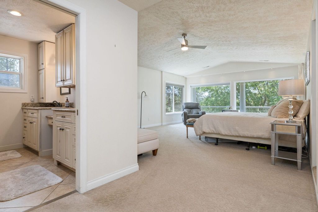 4311 W Center Ln, Spokane, WA 99208 photo 16