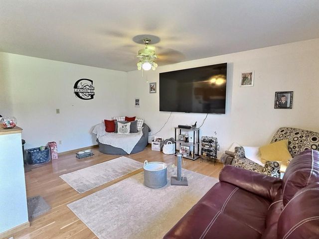 296 WINTERGREEN DRIVE, Omro, WI 54963