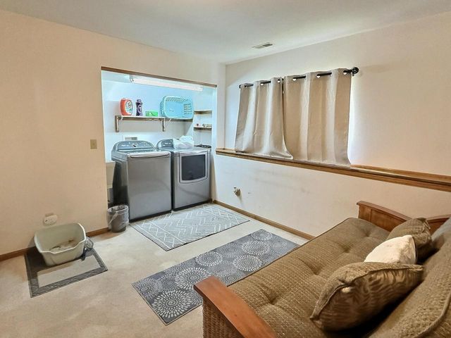 296 WINTERGREEN DRIVE, Omro, WI 54963