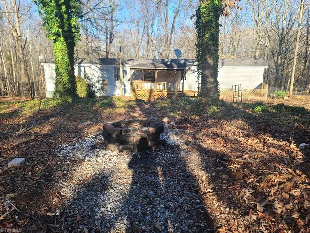 308 Clara Hill Lane, Lexington, NC 27292