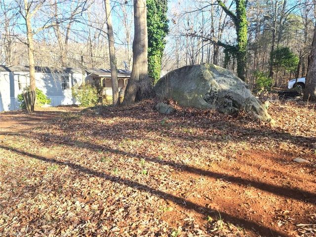 308 Clara Hill Lane, Lexington, NC 27292