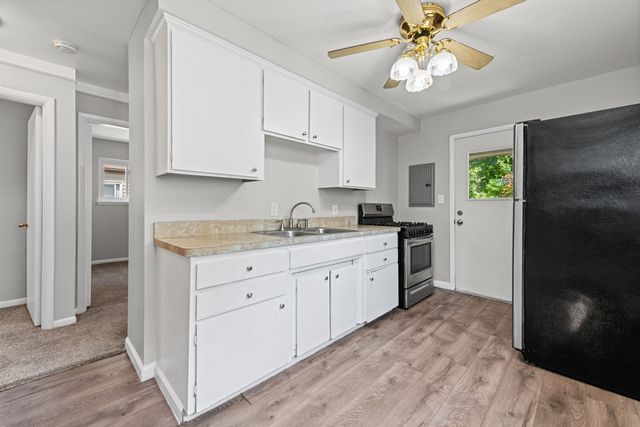 20436 Inkster Road, Redford, MI 48240