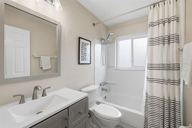 801 89TH AVENUE N, St Petersburg, FL 33702
