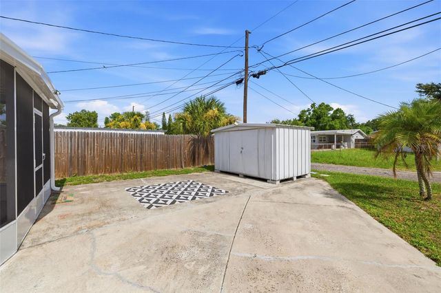 801 89TH AVENUE N, St Petersburg, FL 33702