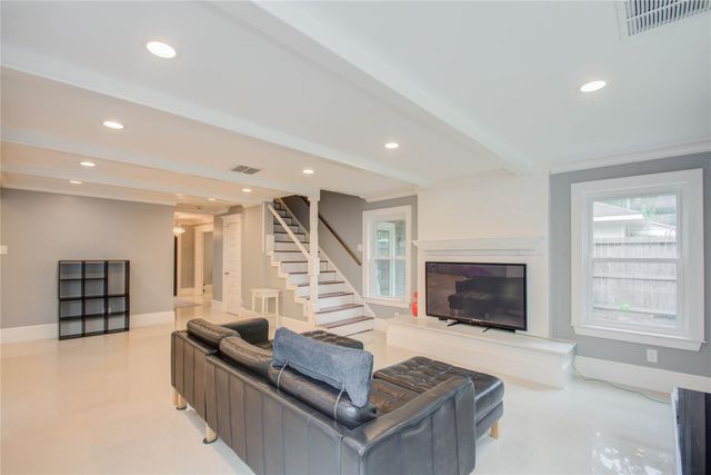 14611 Bramblewood Drive, Houston, TX 77079