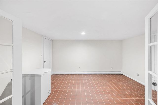 4 Skyview Dr, Walpole, MA 02081