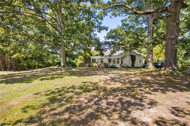 3880 Irwin Bridge NW Road, Conyers, GA 30012