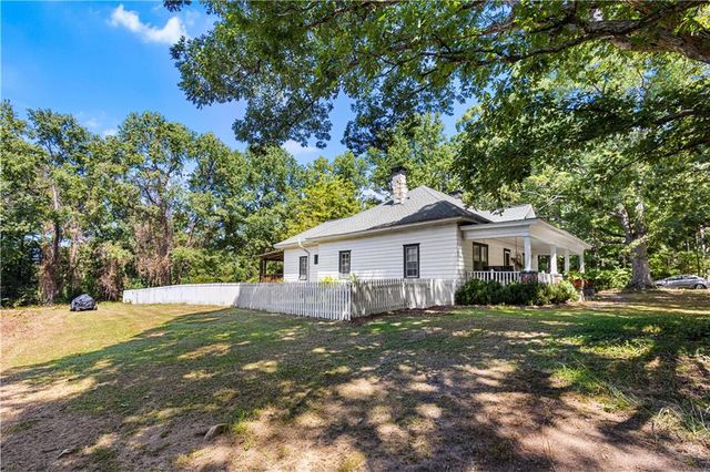 3880 Irwin Bridge NW Road, Conyers, GA 30012