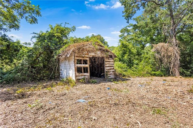 3880 Irwin Bridge NW Road, Conyers, GA 30012