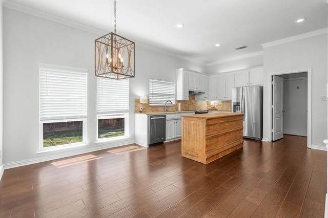 1003 Lakewood Drive, Mckinney, TX 75072