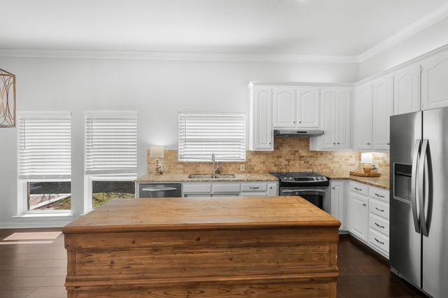 1003 Lakewood Drive, Mckinney, TX 75072