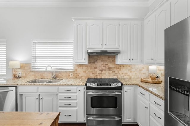 1003 Lakewood Drive, Mckinney, TX 75072