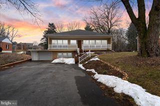 13331 APPLE HILL DR, Hagerstown, MD 21742